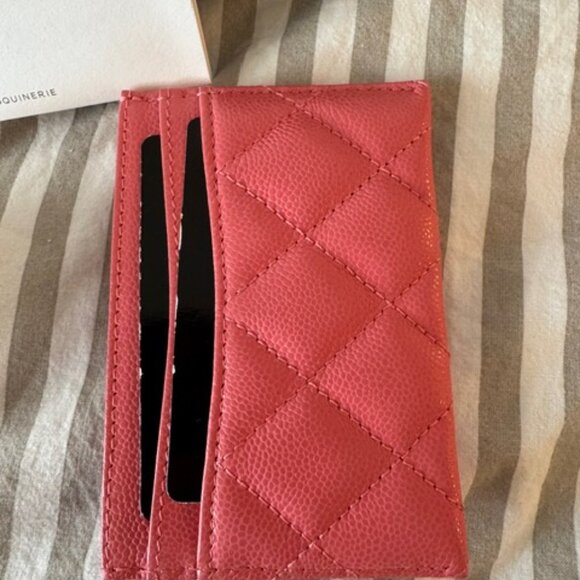 Authentic Chanel Caviar Card Holder Pink - Picture 3 of 7
